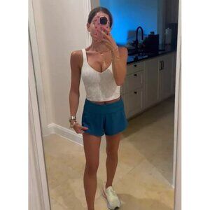 LULULEMON Align Tank Top in White Size US 6
